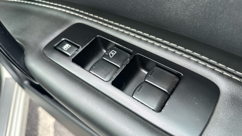 Nissan Qashqai 1.5 dCi [110] 360 5dr Diesel Hatchback